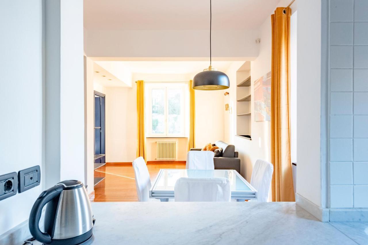 Appartement Joivy Modern Flat Next To The Sea à Gênes Extérieur photo